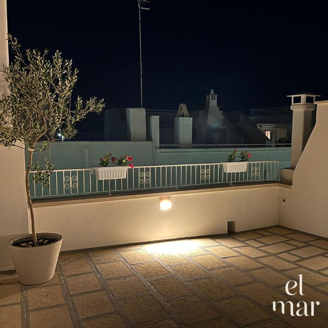 Апартаменты El-Mar Locazione Turistica House With Exclusive Terrace Полиньяно-а-Маре Экстерьер фото